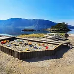 6 Person In Sorbovag Sorbo