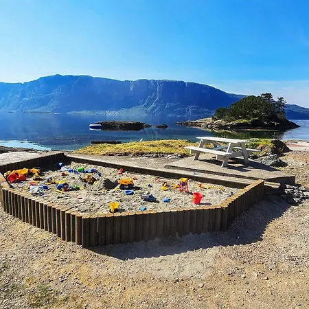 6 Person In Sorbovag Sorbo